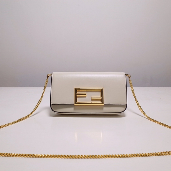 <AUTHENTIC>Fendi bag - Picture 1 of 9